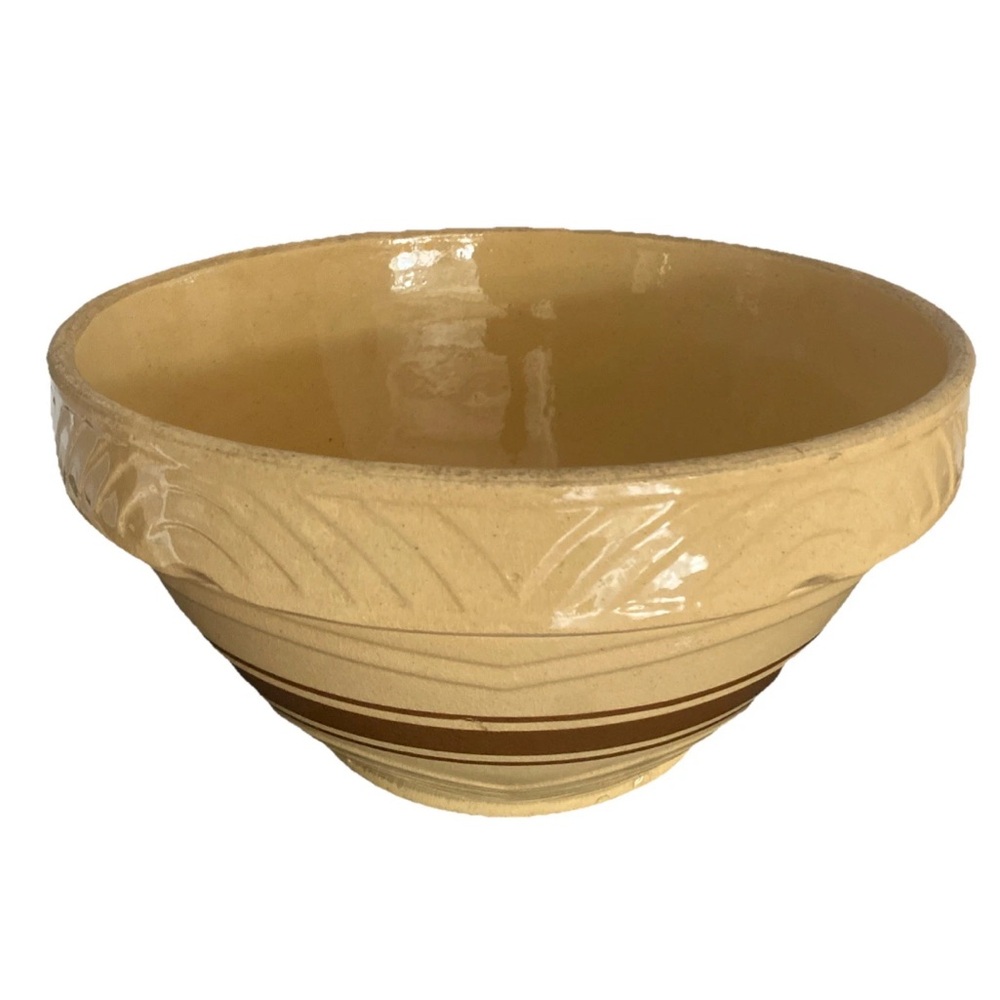 Robinson Ransbottom Pottery of Roseville, Ohio, Vintage Mixing Bowl, 13” D 7” H